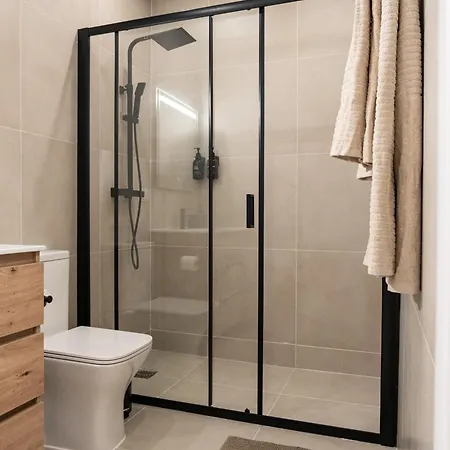 Color Avenida T0 Apartamento